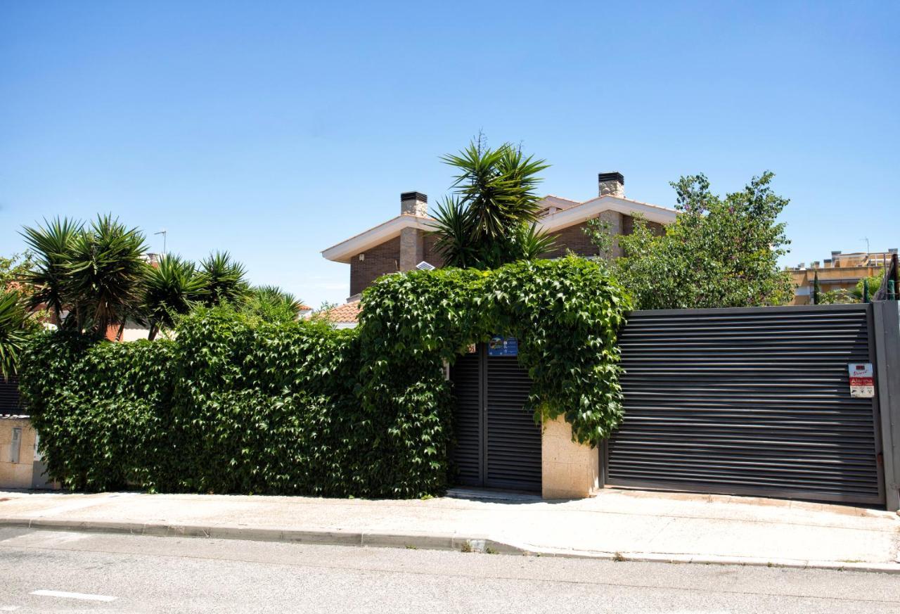 Alojamiento Villa Moles Salou Kültér fotó